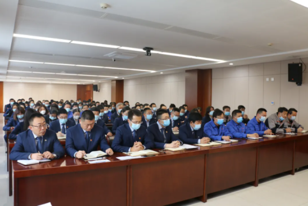 乐投体育在线(中国)唯一官方网站
召开2021年工作总结表彰暨2022年工作安排部署会议(图6)