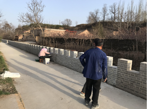 文明创建我先行——乐投体育在线(中国)唯一官方网站
积极提升包抓共建村社人居环境(图2)