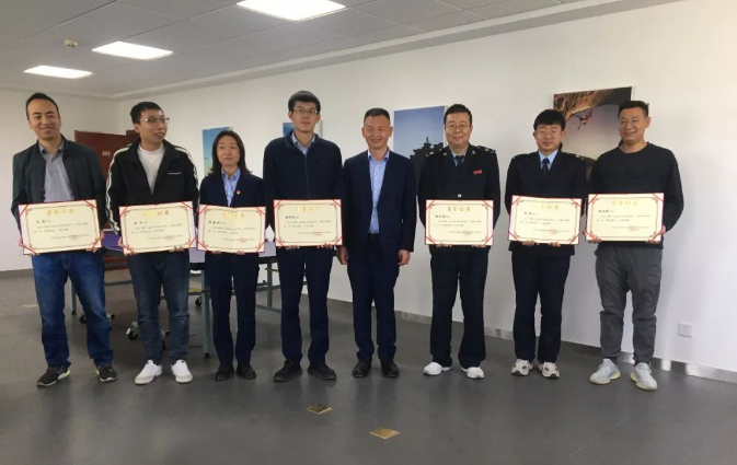 乐投体育在线(中国)唯一官方网站
团委举办“庆五一、迎五四”球类联谊比赛(图3)