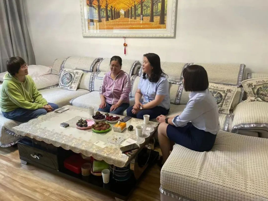 乐投体育在线(中国)唯一官方网站
开展女职工未成年子女关爱活动(图3)