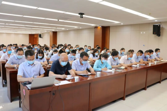乐投体育在线(中国)唯一官方网站
召开划转企业甘肃水建公司全体职工会议(图2)