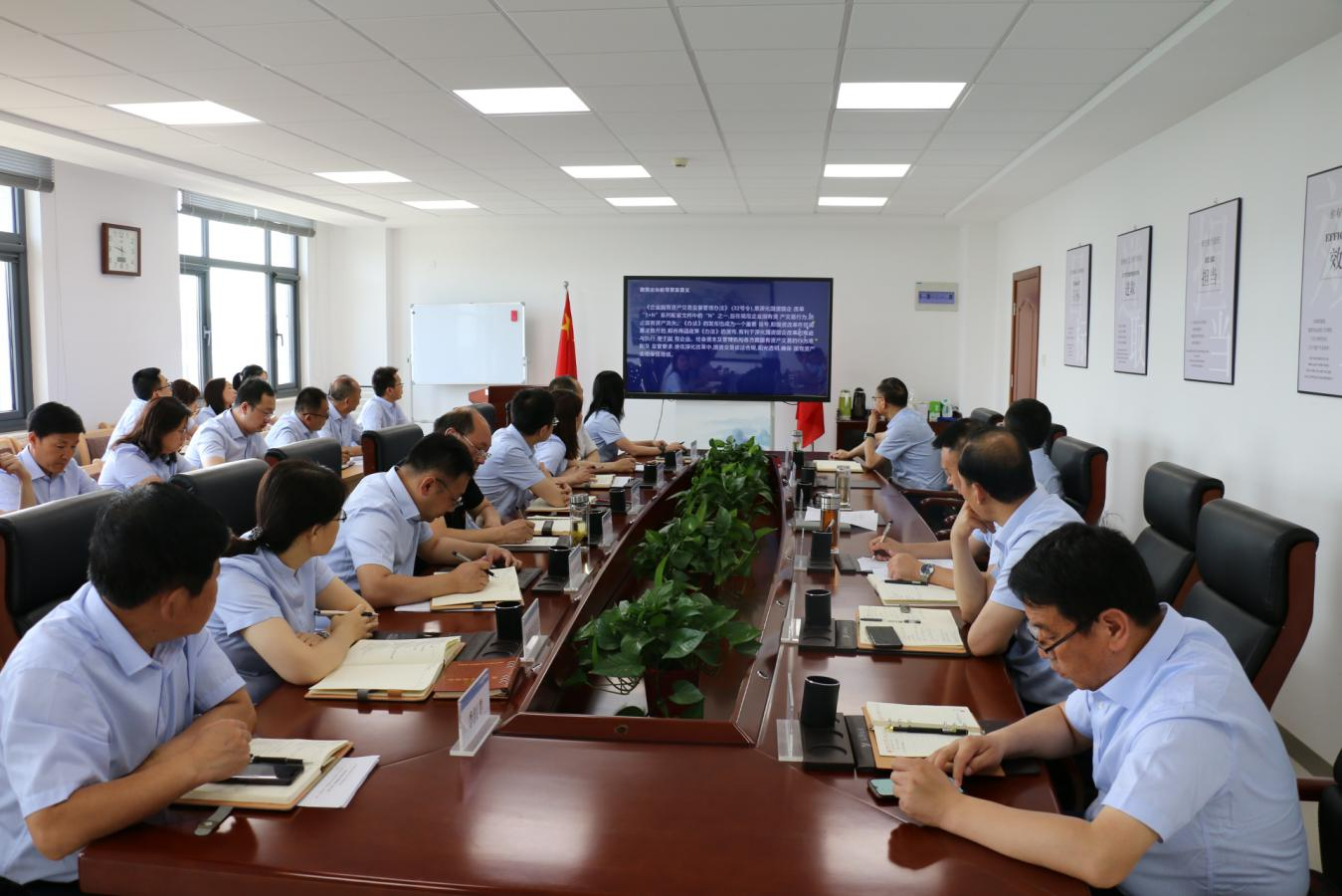 乐投体育在线(中国)唯一官方网站
召开党委理论中心组集体学习研讨会议(图2)