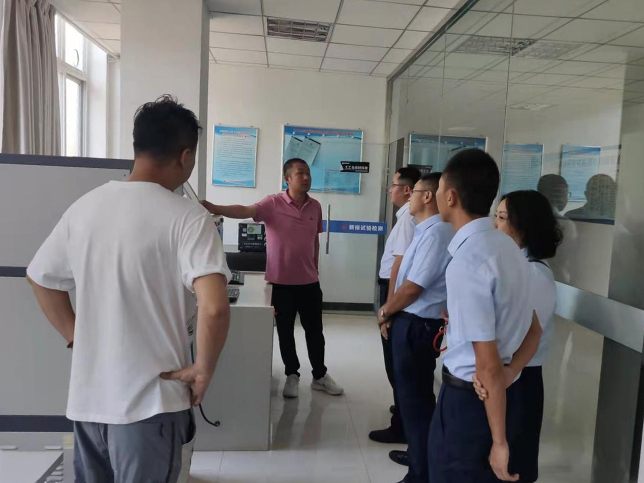 乐投体育在线(中国)唯一官方网站
泾东设计公司赴甲级检测公司考察学习(图2)