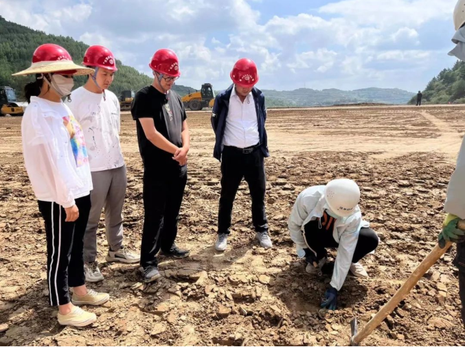 乐投体育在线(中国)唯一官方网站
百名员工下一线真磨砺练本领(图5)