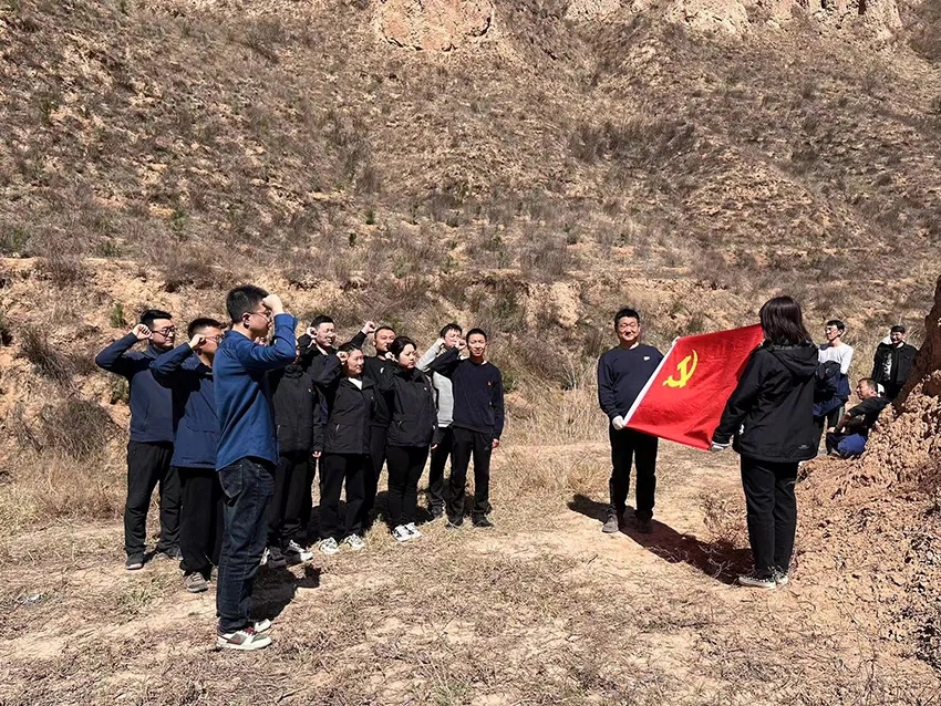 乐投体育在线(中国)唯一官方网站
开展义务植树活动(图3)